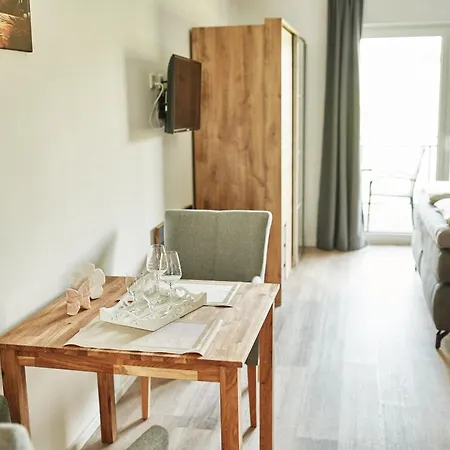 Weisswein Apartment Stadecken-Elsheim